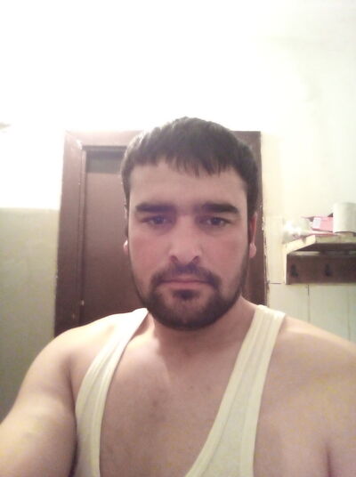  ,   Akbar, 35 ,   ,   , c , 