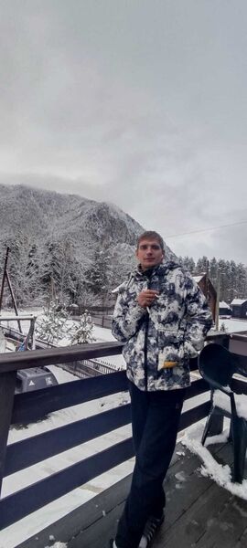  ,   Alex, 32 ,   ,   , c , 