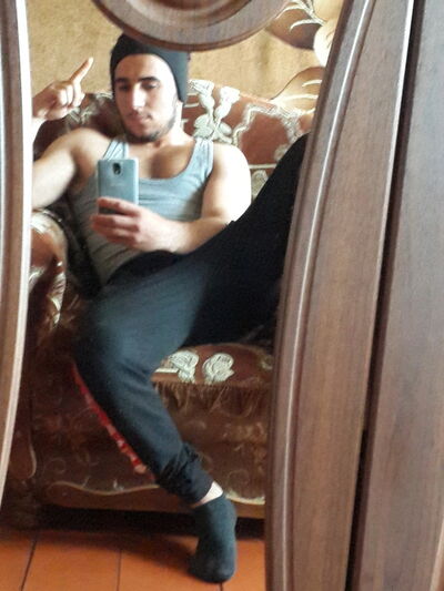  ,   Gio, 25 ,   ,   , c 