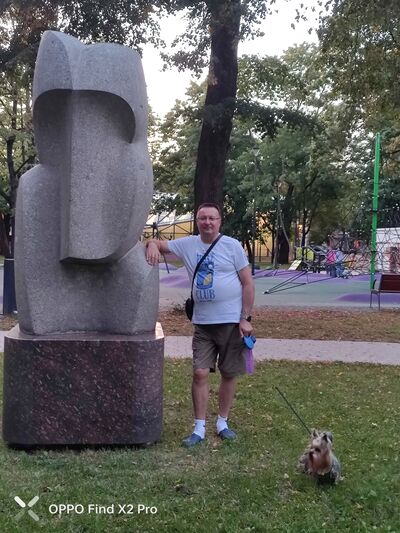  Abbots Langley,   Saulius, 51 ,   