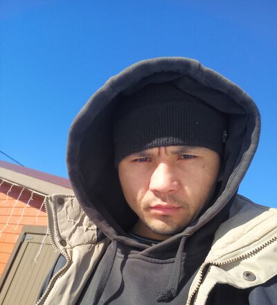  ,   Aziz, 32 ,   ,   