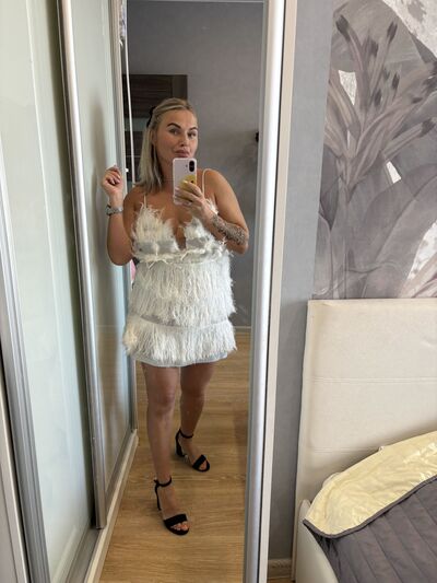  ,   Anastasia, 25 ,   ,   
