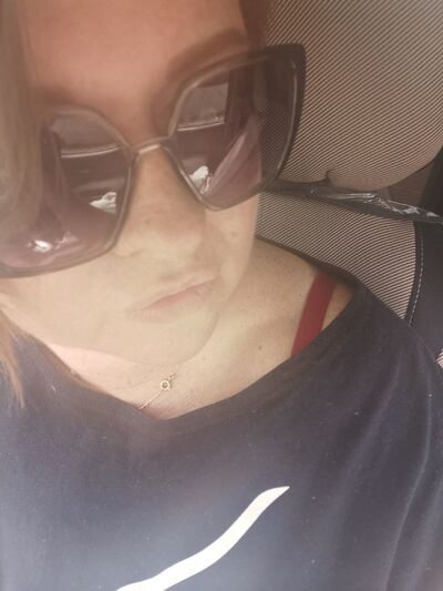  ,   Lil, 44 ,   