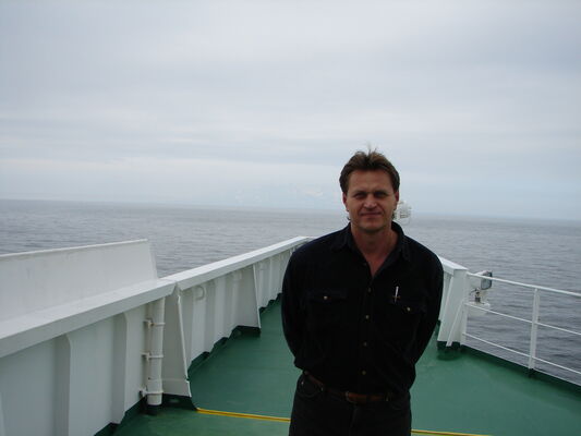  ,   Valentin, 52 ,   ,   