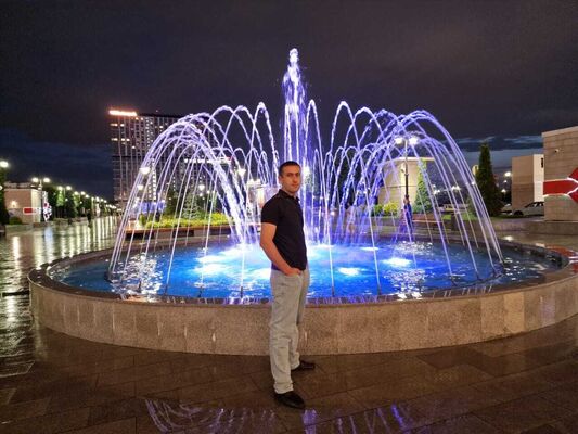  ,   Armen, 34 ,   ,   
