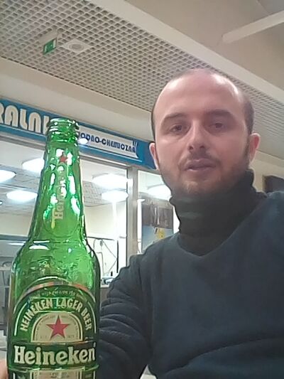  -,   Bako, 32 ,   ,   , c 