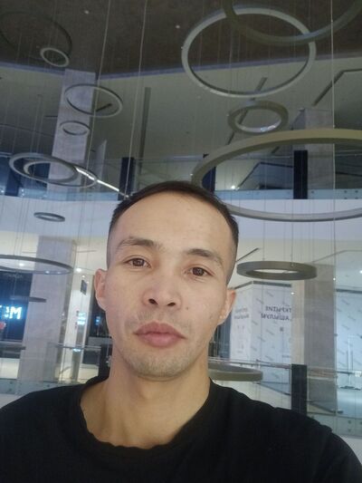  ,   Arman, 31 ,   ,   