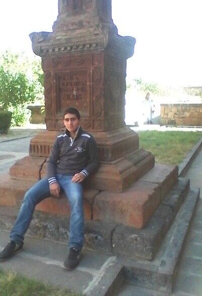  ,   Armen, 35 ,   ,   , c 