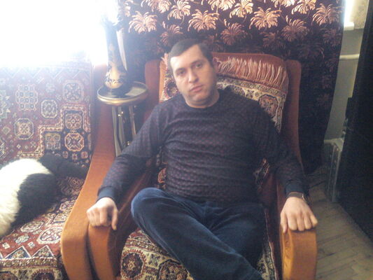  ,   Arkadi, 36 ,   ,   , c 