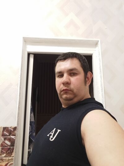  ,   Artem, 39 ,   ,   , c , 