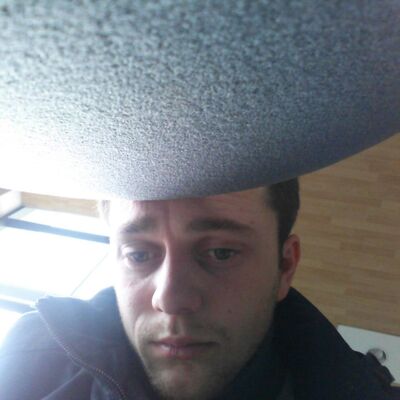  ,   Dima, 37 ,   