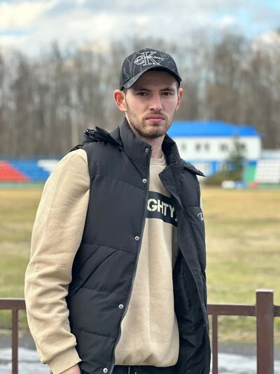  ,   Erik, 29 ,   ,   
