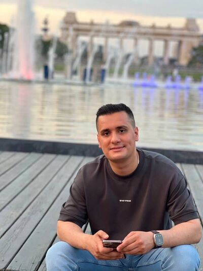  ,   Ali, 33 ,   ,   