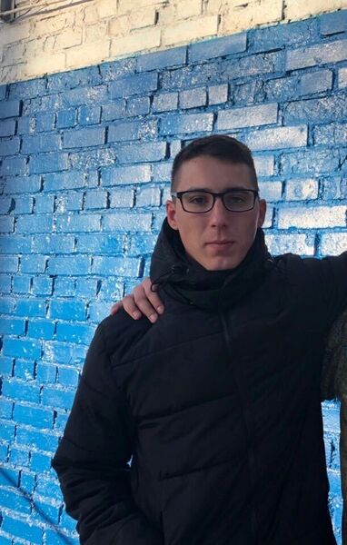  ,   Anton, 29 ,   ,   