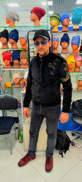  ,   Artur, 38 ,   ,   , 