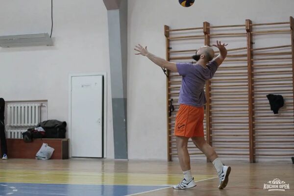  -,   Misha, 37 ,   ,   