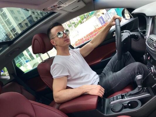  ,   Viktor, 31 ,   ,   , 