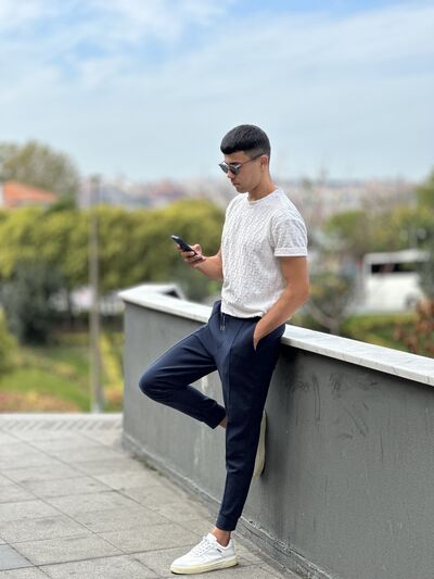  ,   Muslum, 25 ,   ,   