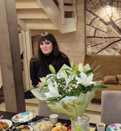  ,   Elena, 41 ,     , c 