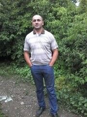  ,   Kamil, 48 ,   