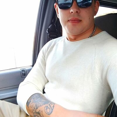  ,   Denis, 32 ,   ,   , c 