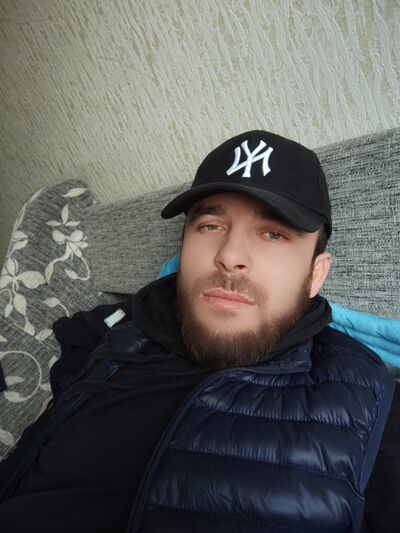  -,   Islam, 37 ,   ,   , c 