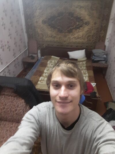  ,   Valentin, 29 ,     , c 