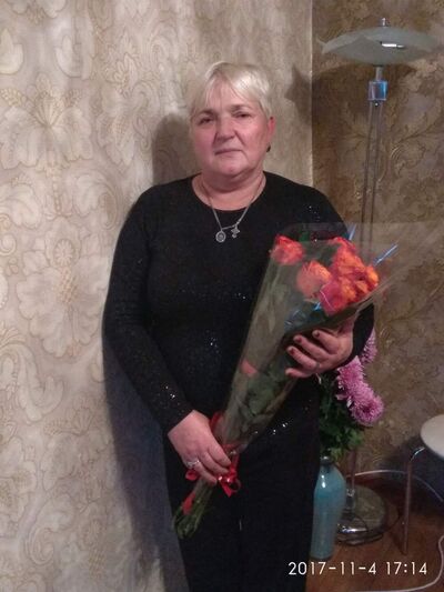 Знакомства Симферополь, фото женщины Надежда, 67 лет, познакомится для флирта, любви и романтики, cерьезных отношений