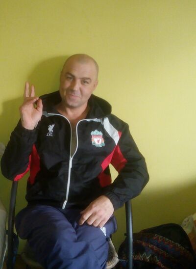  ,   Viktor, 47 ,   ,   , c 