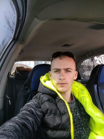  ,   Denis, 32 ,   ,   , 