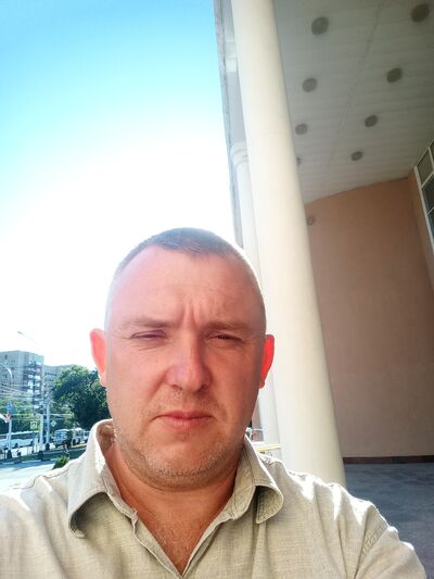  ,   Aleks, 42 ,   ,   