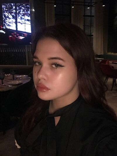 --,   Nina, 21 ,   ,   