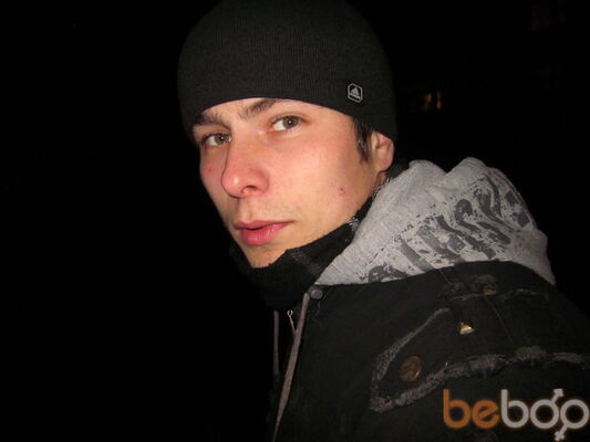  ,   Oskar, 38 ,  
