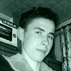  -,   Adrian, 31 ,   ,   , c 