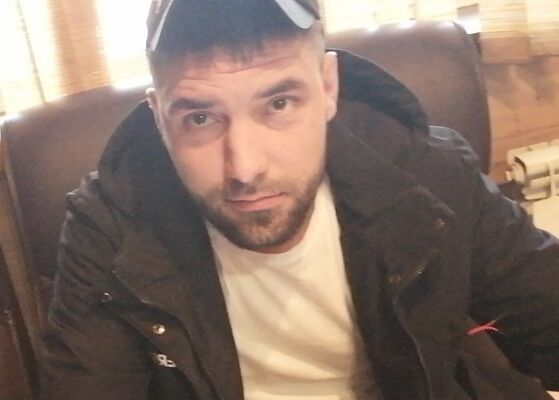  ,   Arsen, 34 ,   , 