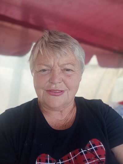  -,   , 70 ,   c 