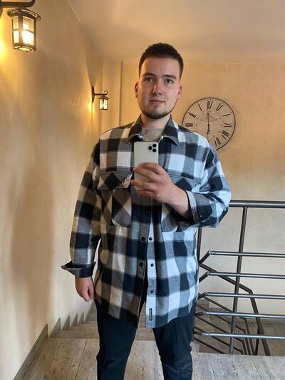  Nicosia,   Maxim, 23 ,   ,   , c 