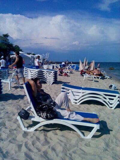  ,   Elena, 60 ,     , c 