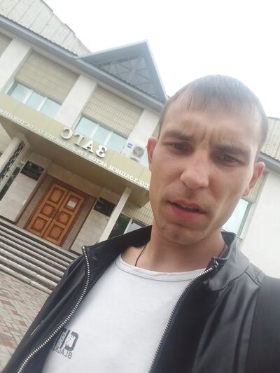  ,   Nikola, 31 ,   ,   