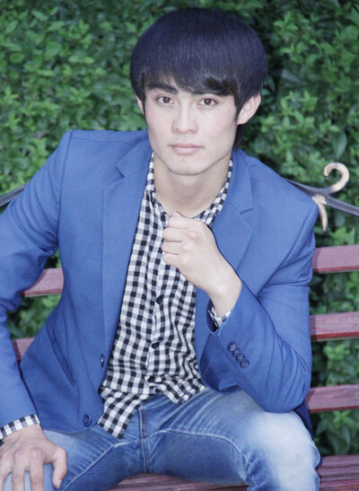  ,   Turar, 32 ,   ,   , c , 
