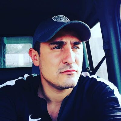  ,   Sergiu, 39 ,   ,   
