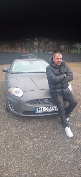  Tychy,   Vova, 42 ,   ,   