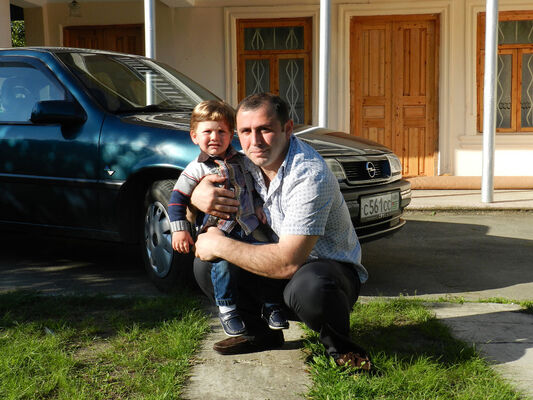  ,   Irakli, 39 ,   ,   , c 
