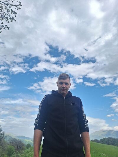  ,   Alekseyo, 27 ,   ,   