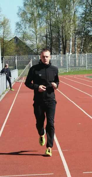  ,   Nik, 32 ,   ,   
