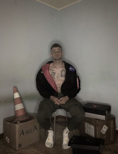  -,   , 24 ,   