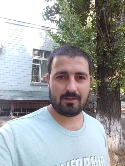  ,   Robert, 35 ,   