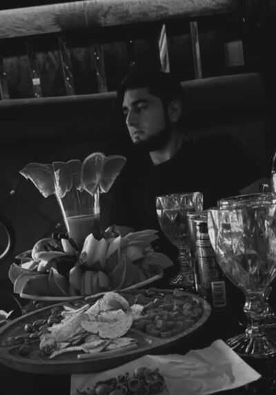  Diez,   Ը, 27 ,   ,   