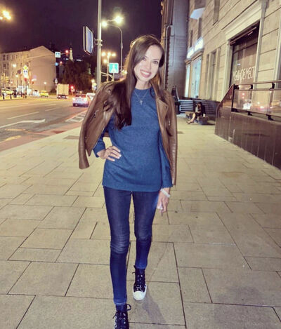  ,   Rene, 37 ,   ,   , c 