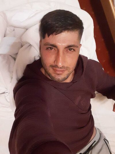  -,   Hasan, 32 ,   ,   